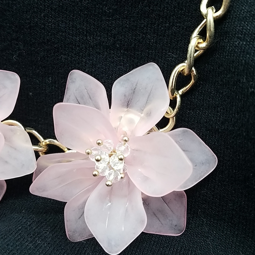 Necklace and Earrings Set - Picture 3 of 3